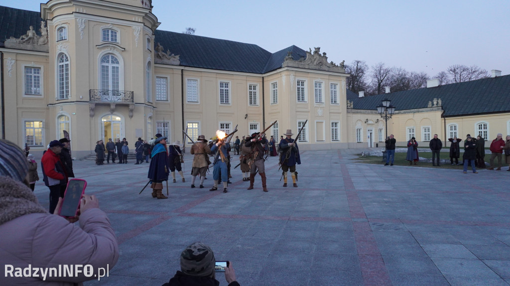 Pokaz dawnej musztry i broni