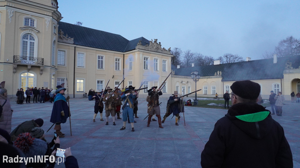 Pokaz dawnej musztry i broni