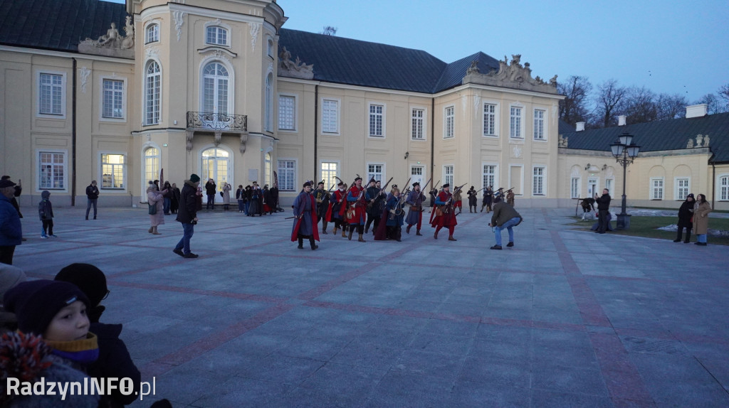 Pokaz dawnej musztry i broni