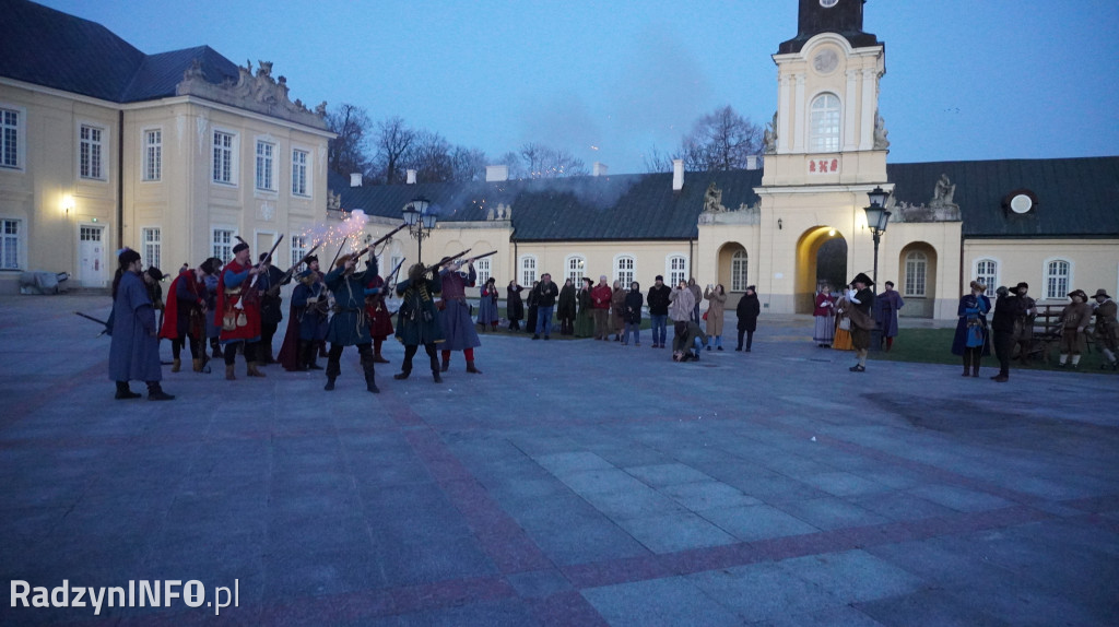 Pokaz dawnej musztry i broni