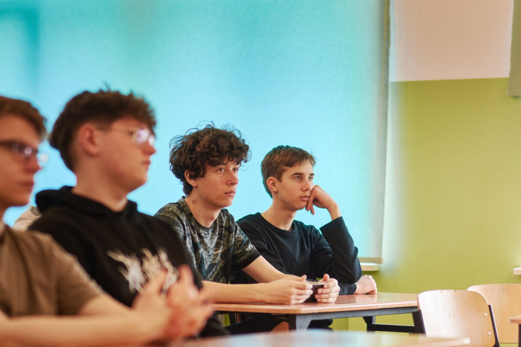 Spotkanie z instruktorem strzelectwa w ZSP