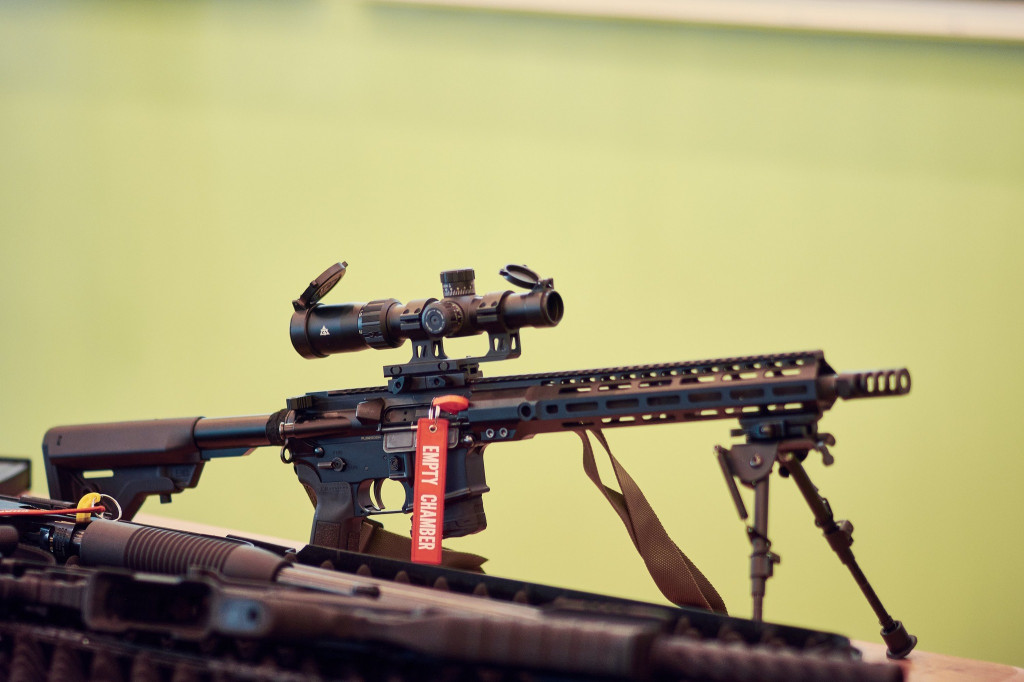 Spotkanie z instruktorem strzelectwa w ZSP