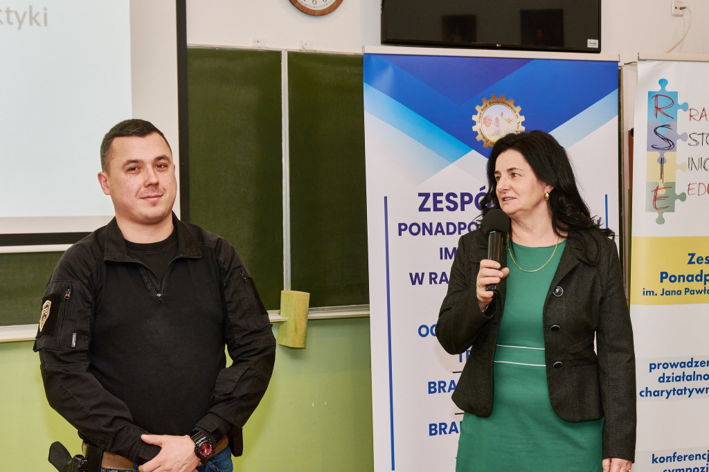 Spotkanie z instruktorem strzelectwa w ZSP