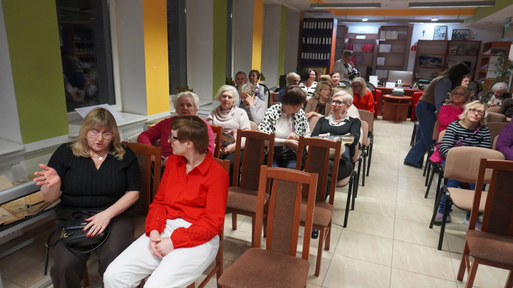 Promocja książki Aleksandry Gałki-Reczko w MBP