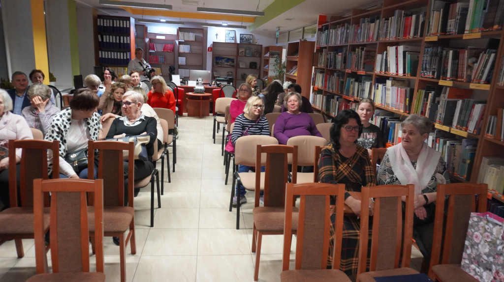 Promocja książki Aleksandry Gałki-Reczko w MBP