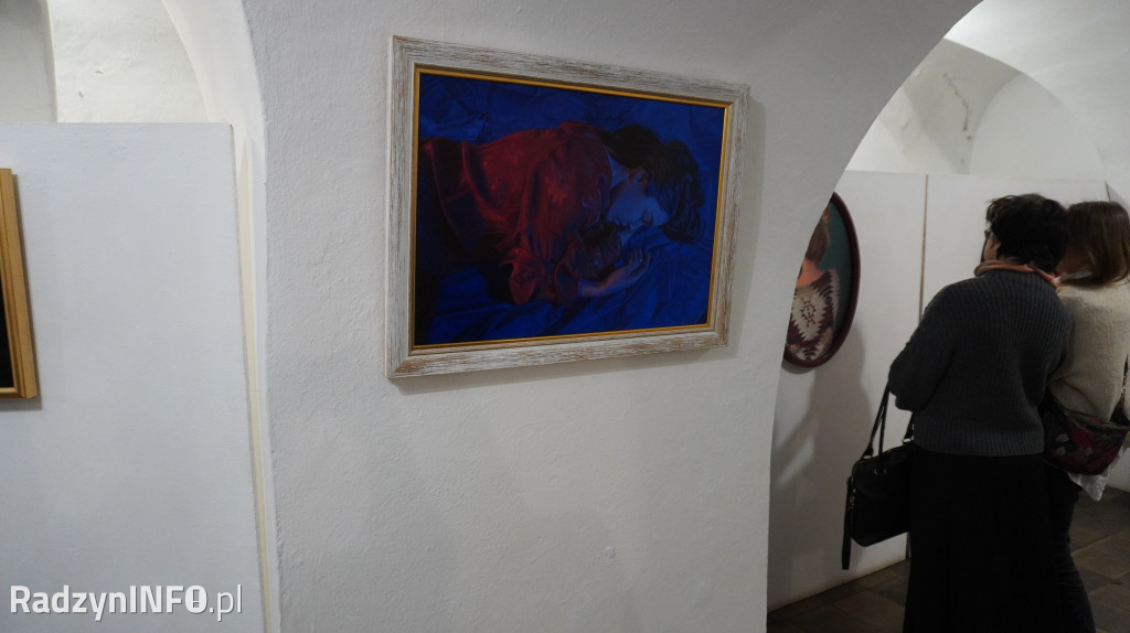 Wystawa malarstwa Oliwii Smoleń `Portret kobiety`