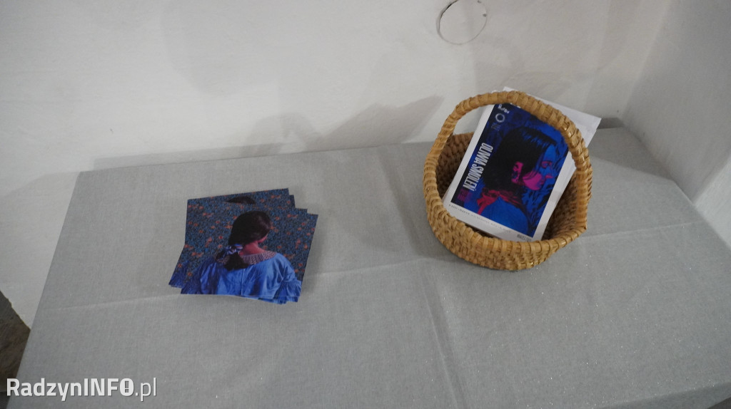 Wystawa malarstwa Oliwii Smoleń `Portret kobiety`