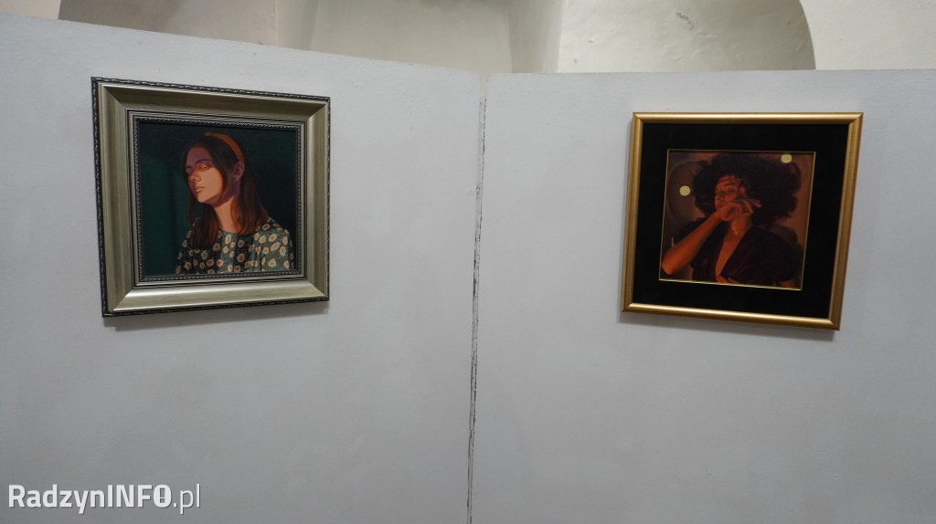 Wystawa malarstwa Oliwii Smoleń `Portret kobiety`