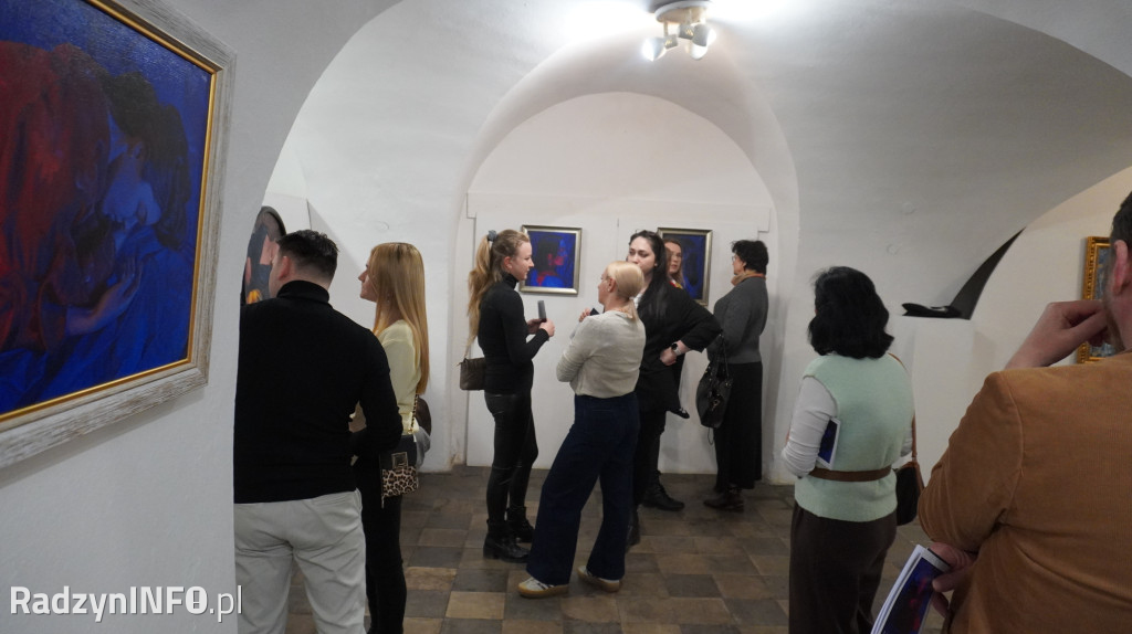 Wystawa malarstwa Oliwii Smoleń `Portret kobiety`