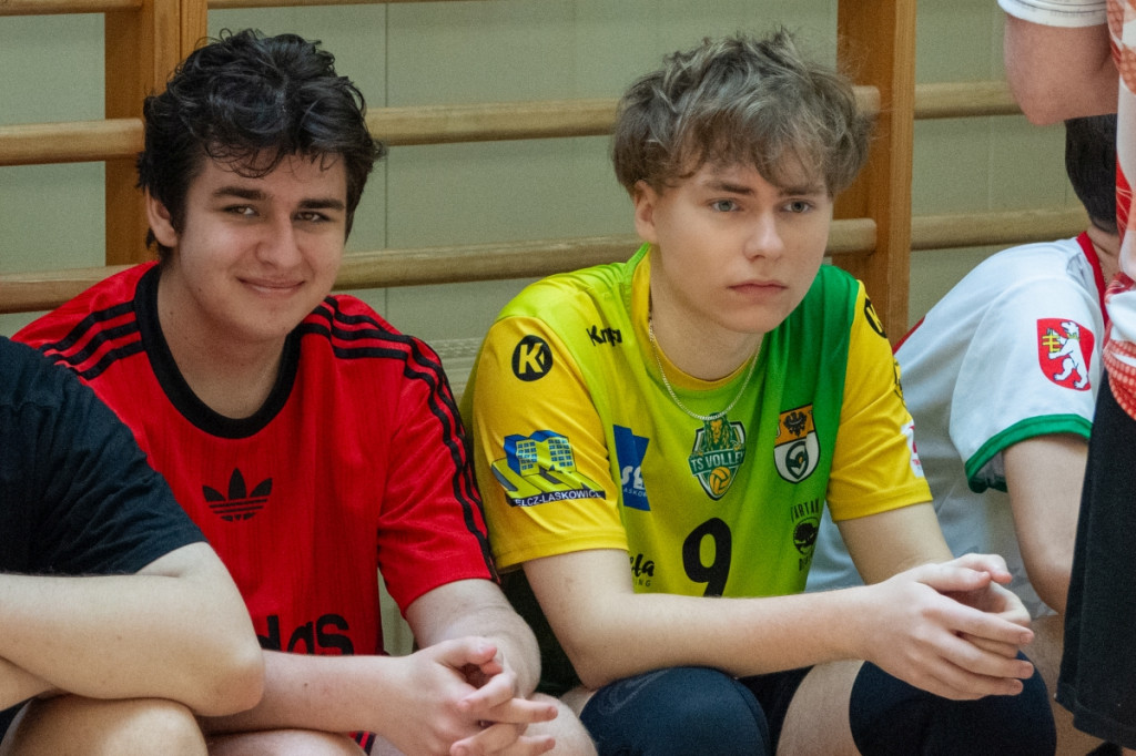 Turniej siatkówki w I LO