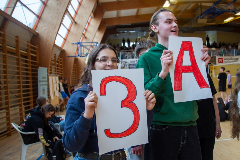 Turniej siatkówki w I LO