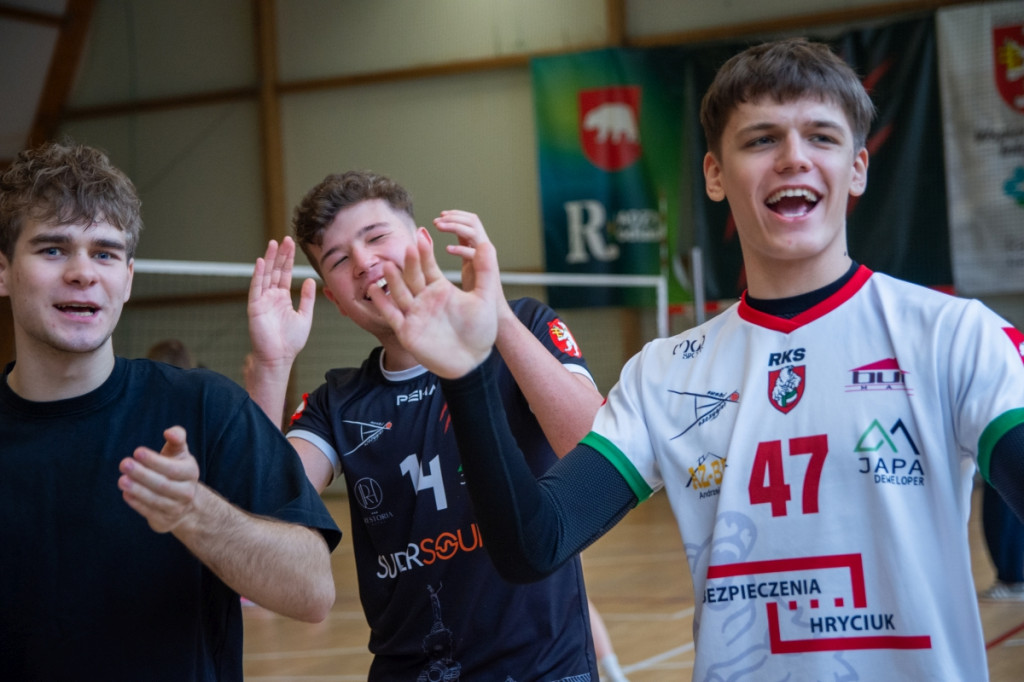 Turniej siatkówki w I LO