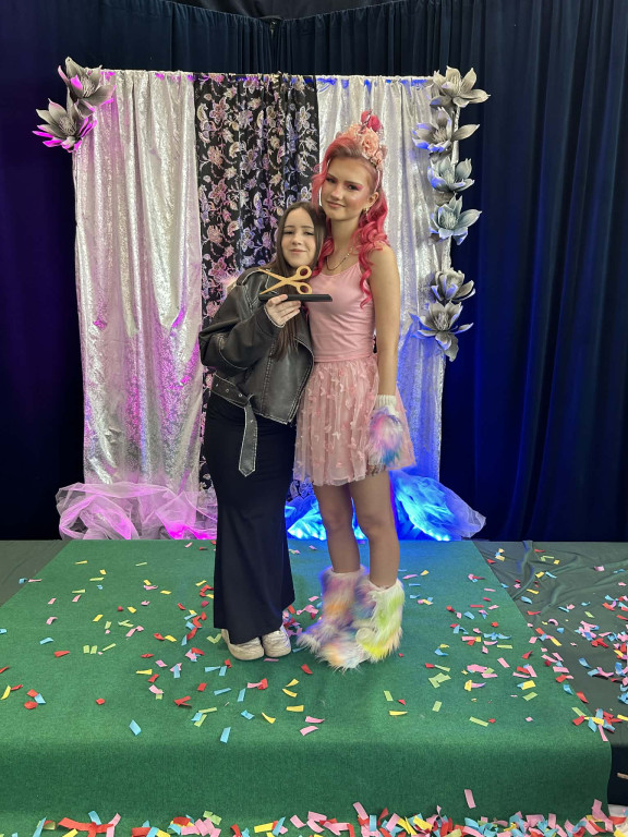 Uczennice ZSP na konkursie w Garwolinie