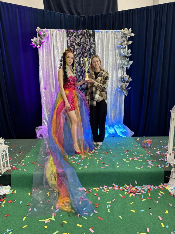 Uczennice ZSP na konkursie w Garwolinie