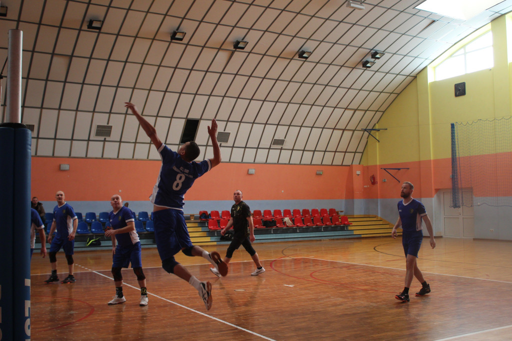 Turniej siatkówki oldbojów w Komarówce