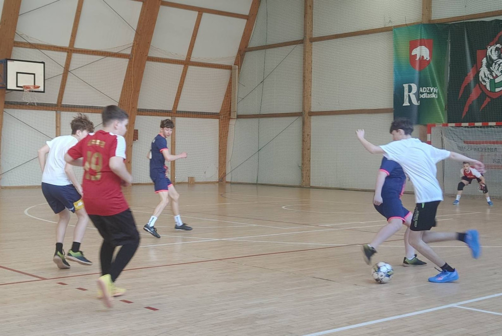 Półfinał piłkarskiego turnieju ministrantów