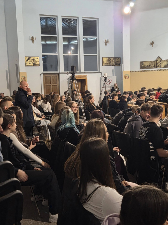 Wyjazd z parafii Trójcy na Nocne Czuwanie Młodych