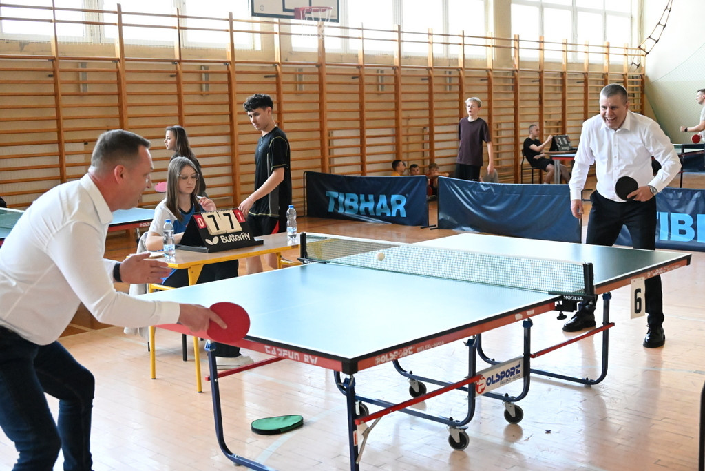 VI Powiatowy Turniej Tenisa Stołowego