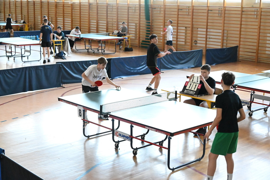VI Powiatowy Turniej Tenisa Stołowego