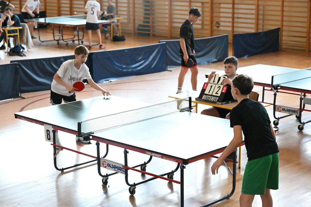VI Powiatowy Turniej Tenisa Stołowego