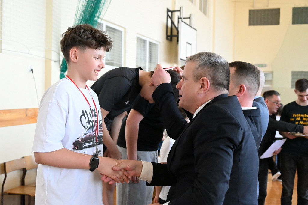 VI Powiatowy Turniej Tenisa Stołowego