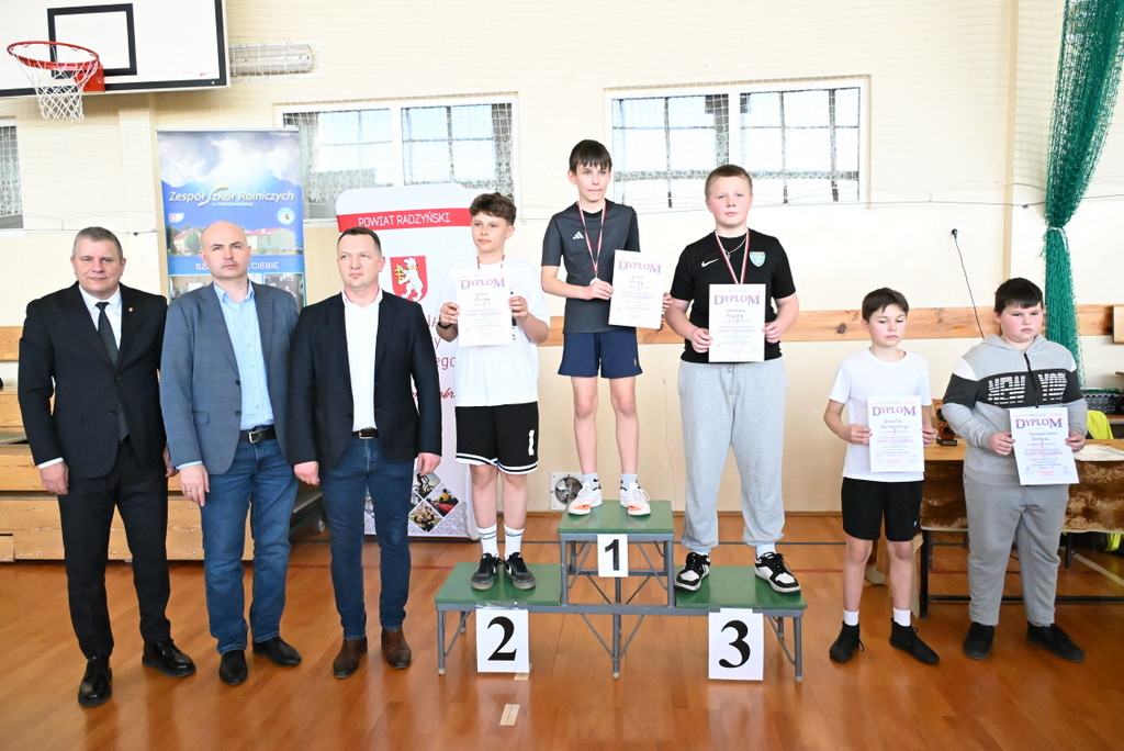 VI Powiatowy Turniej Tenisa Stołowego