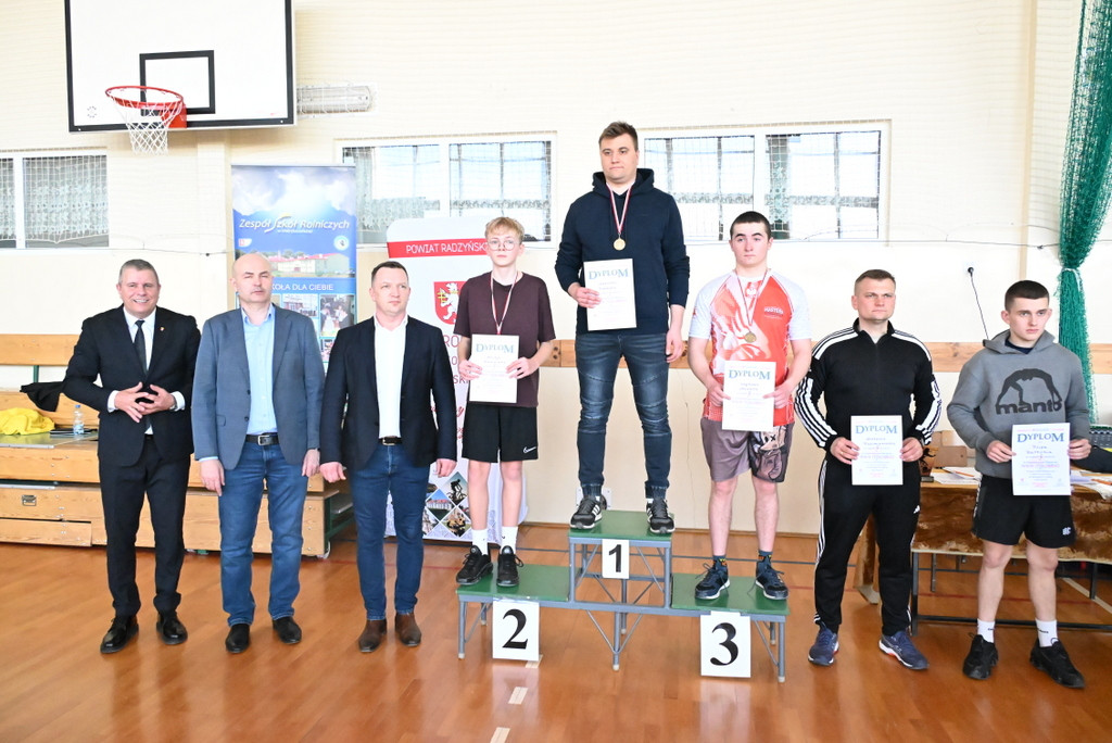 VI Powiatowy Turniej Tenisa Stołowego