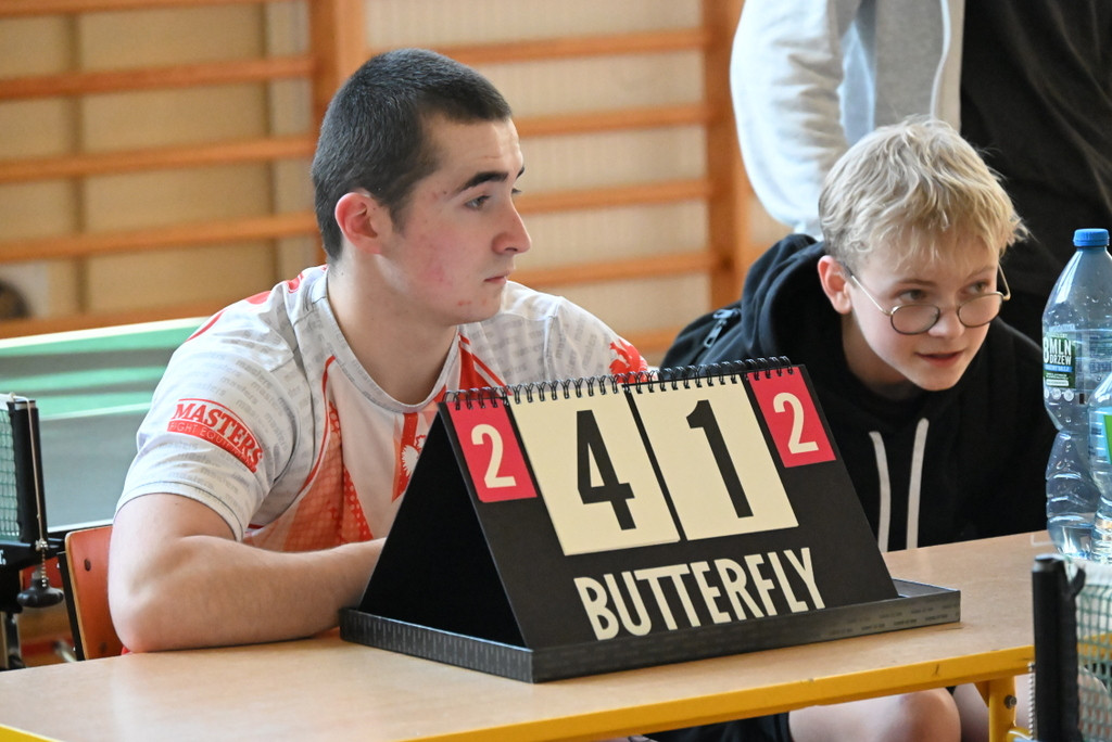 VI Powiatowy Turniej Tenisa Stołowego