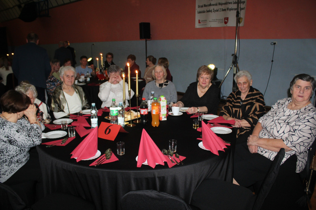 Gminny Dzień Kobiet w Komarówce Podlaskiej