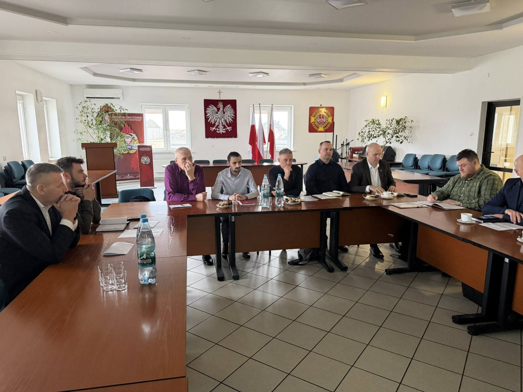Spotkanie strażaków z samorządowcami
