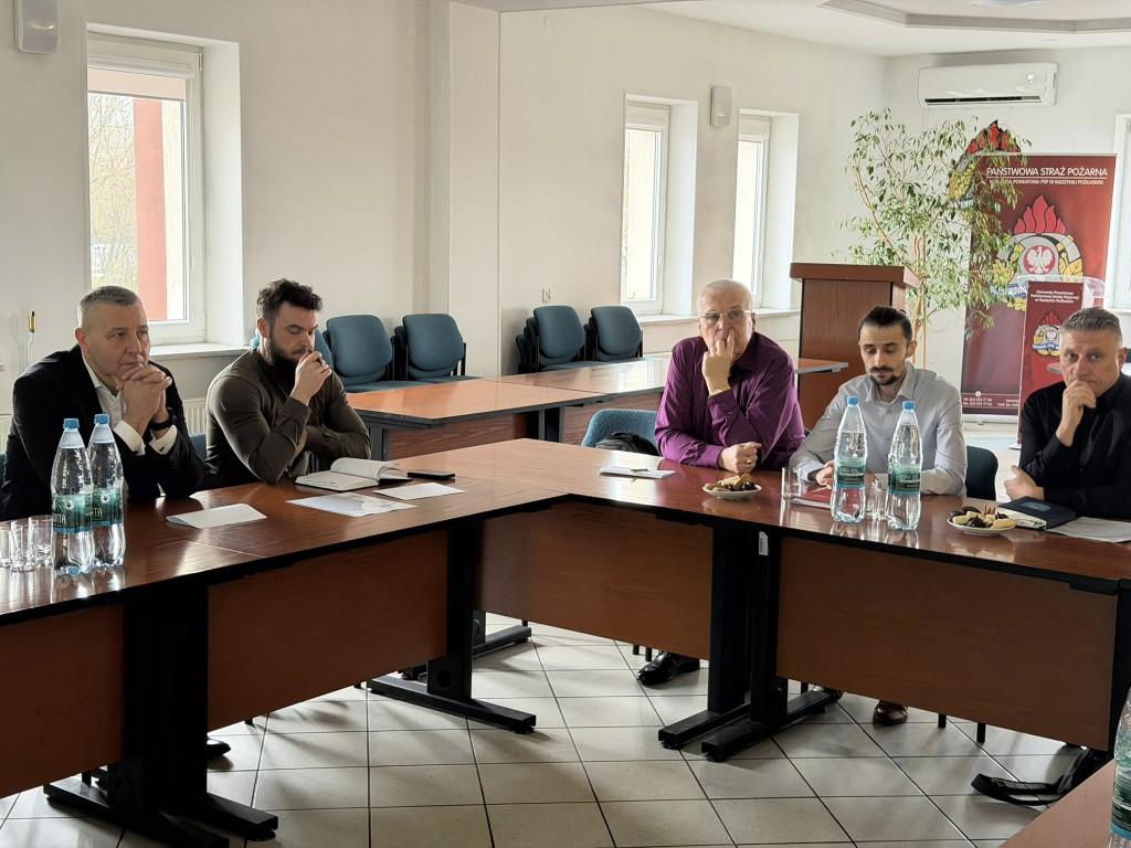 Spotkanie strażaków z samorządowcami