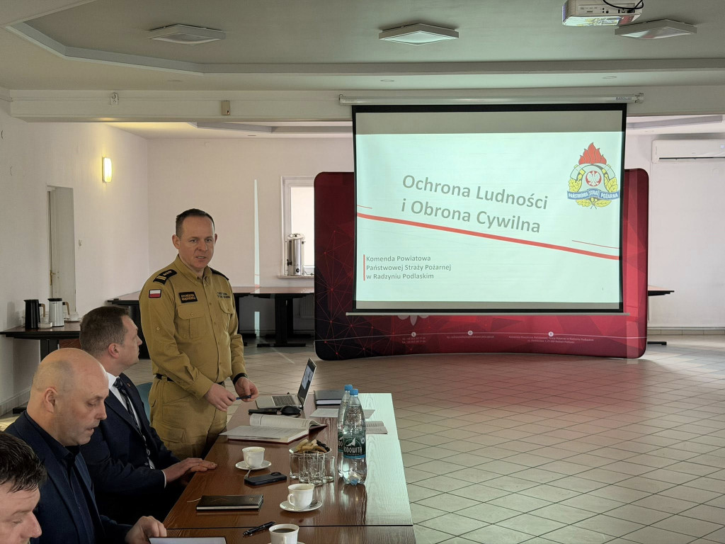 Spotkanie strażaków z samorządowcami