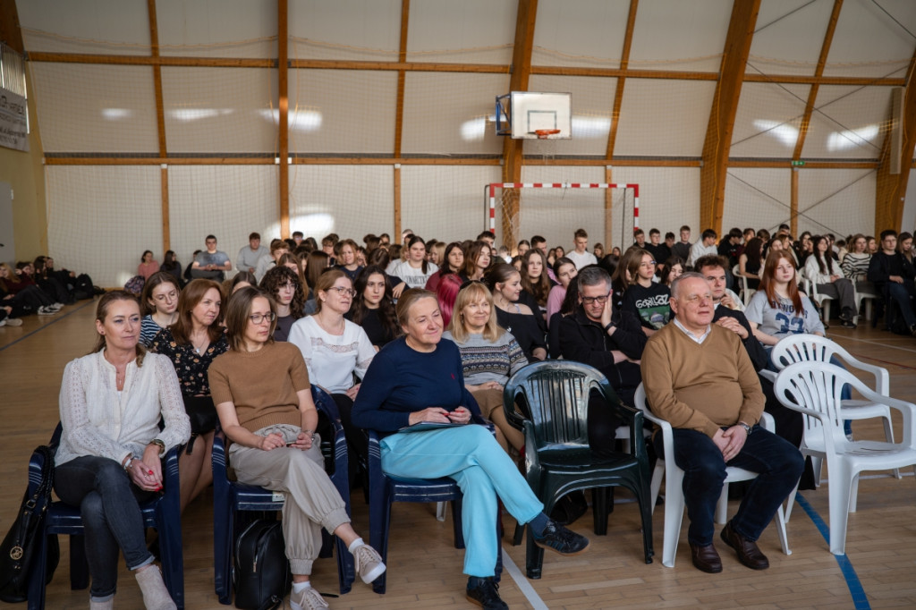 Koncert w I LO z okazji Dnia Kobiet