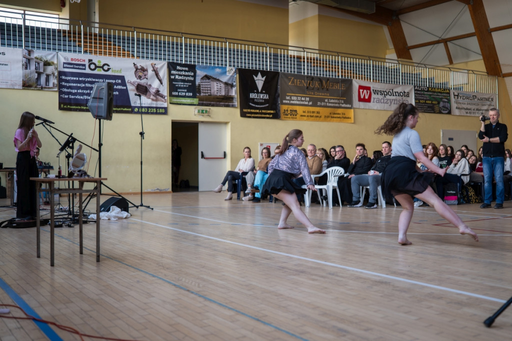 Koncert w I LO z okazji Dnia Kobiet