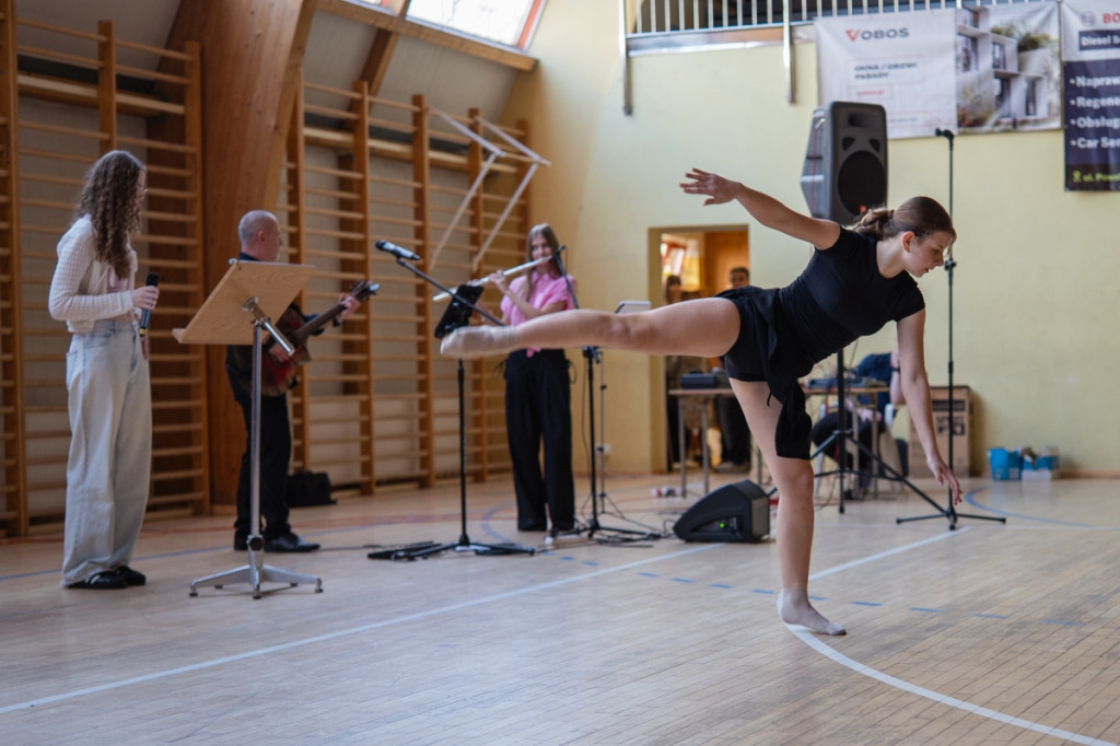 Koncert w I LO z okazji Dnia Kobiet