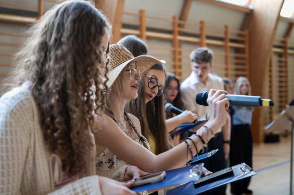 Koncert w I LO z okazji Dnia Kobiet