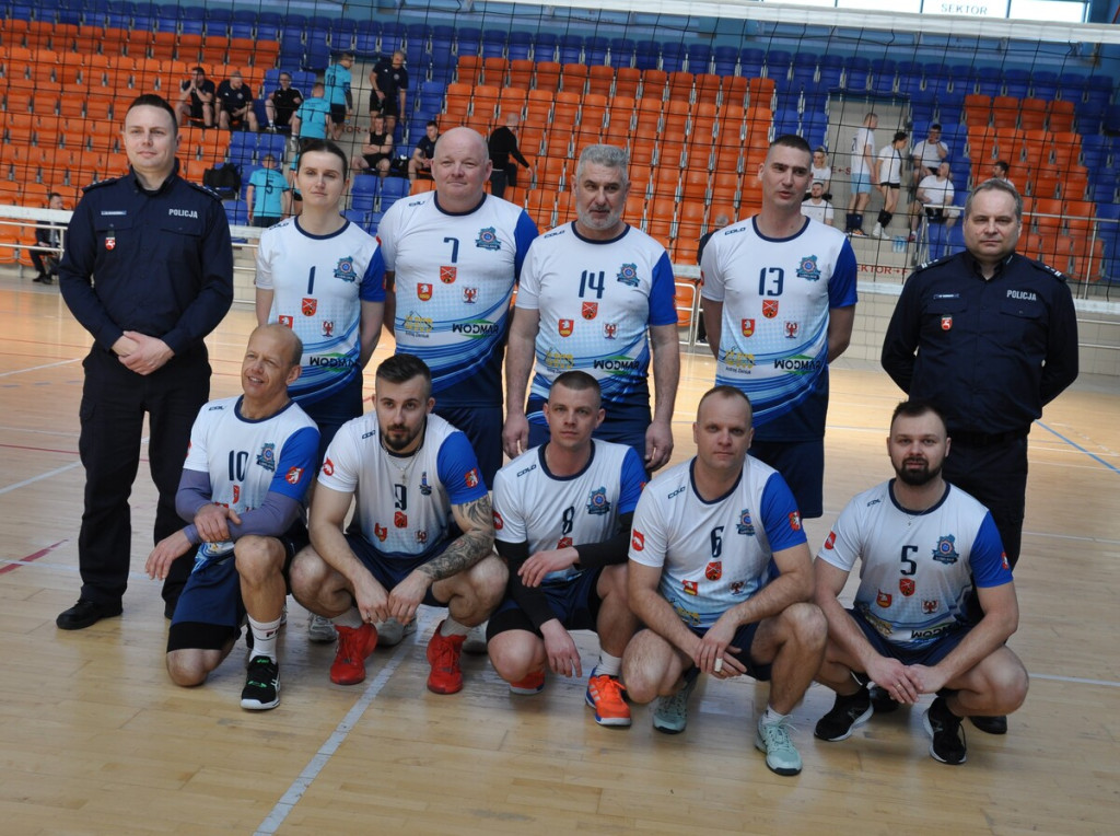 Wojewódzki turniej siatkówki policjantów