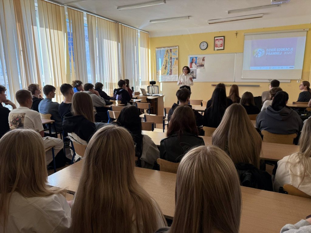 Spotkanie w I LO z okazji Dnia Edukacji Prawnej