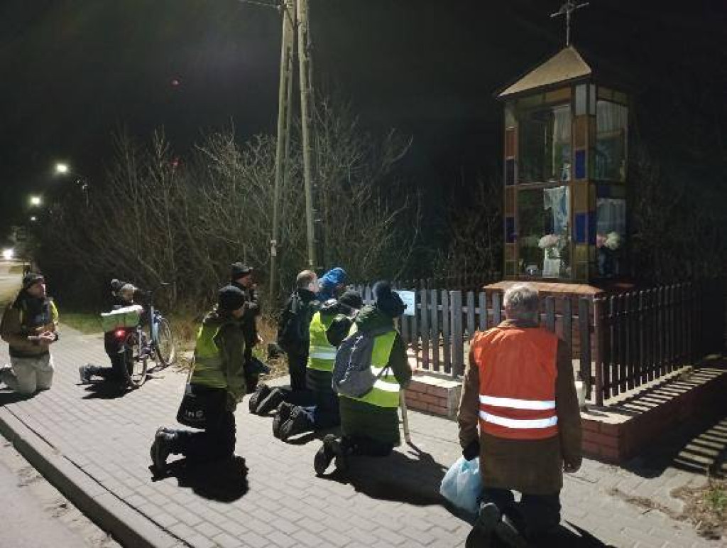 V Radzyńska Nocna Droga Krzyżowa