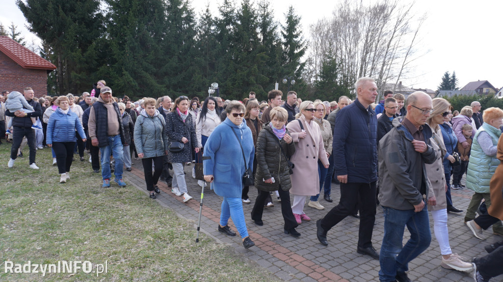 Radzyńska Droga Krzyżowa ulicami miasta