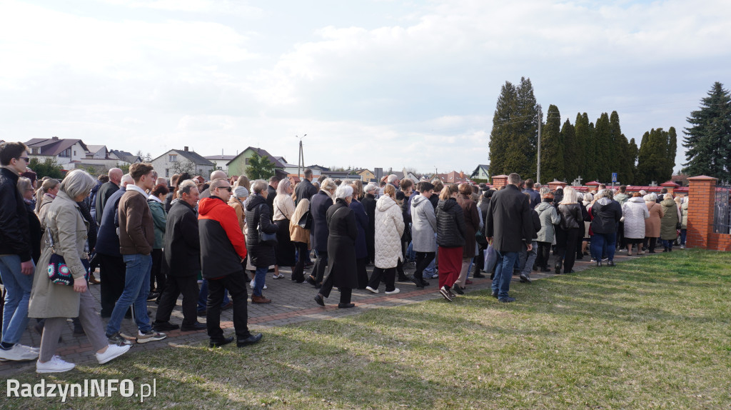Radzyńska Droga Krzyżowa ulicami miasta