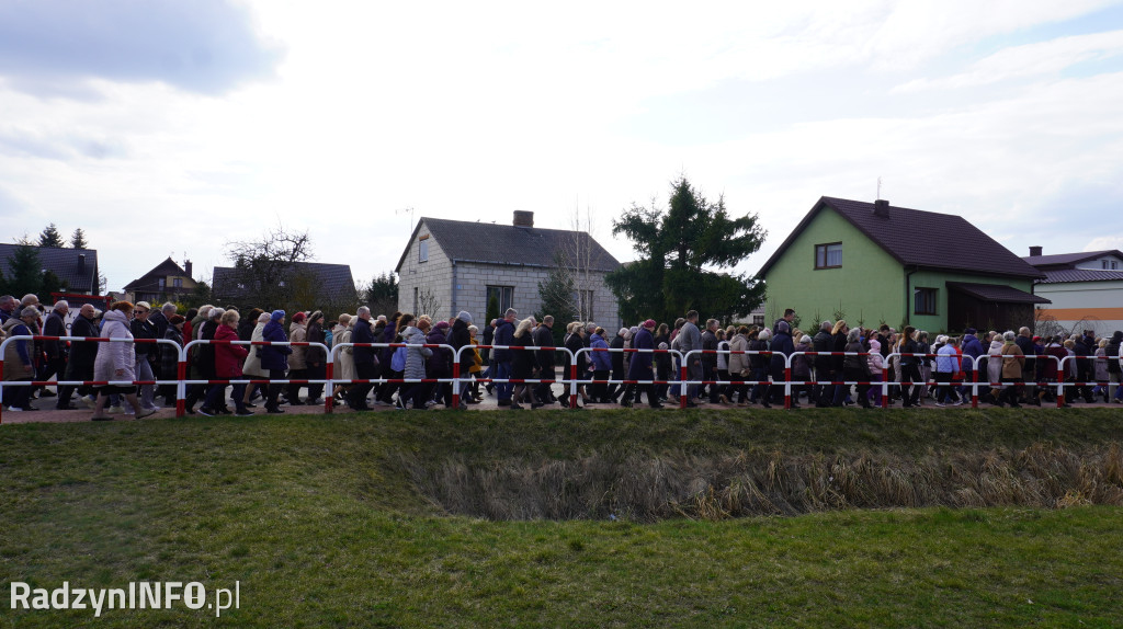 Radzyńska Droga Krzyżowa ulicami miasta