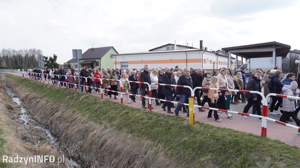 Radzyńska Droga Krzyżowa ulicami miasta