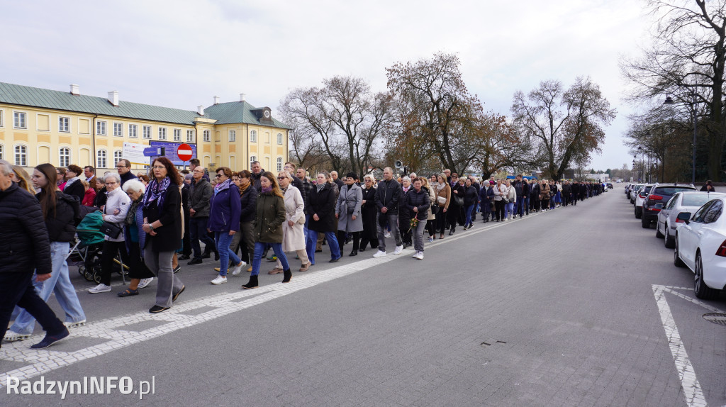 Radzyńska Droga Krzyżowa ulicami miasta