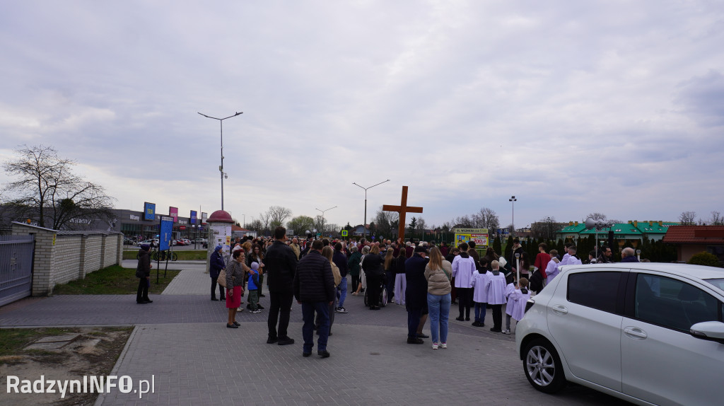 Radzyńska Droga Krzyżowa ulicami miasta