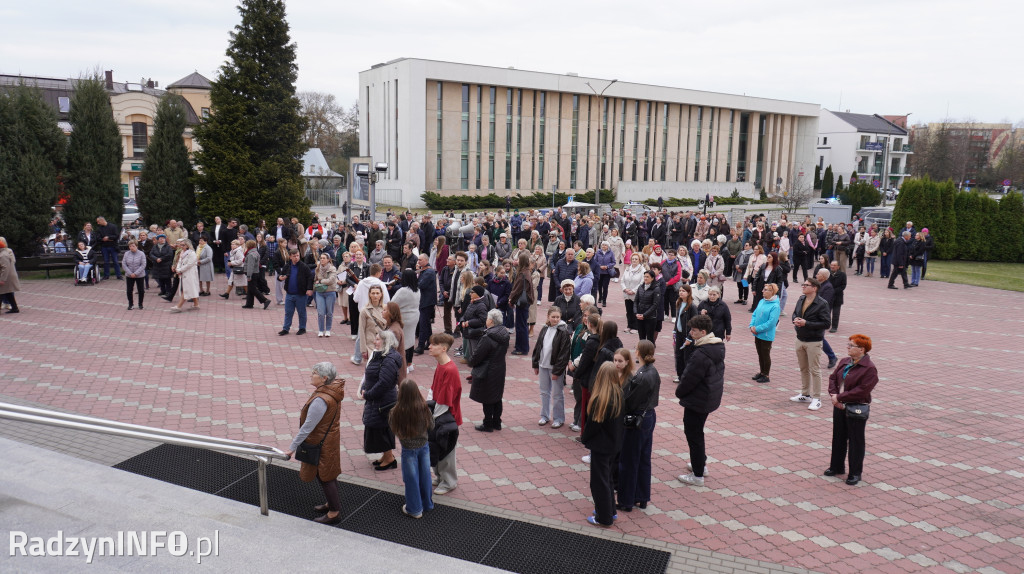 Radzyńska Droga Krzyżowa ulicami miasta