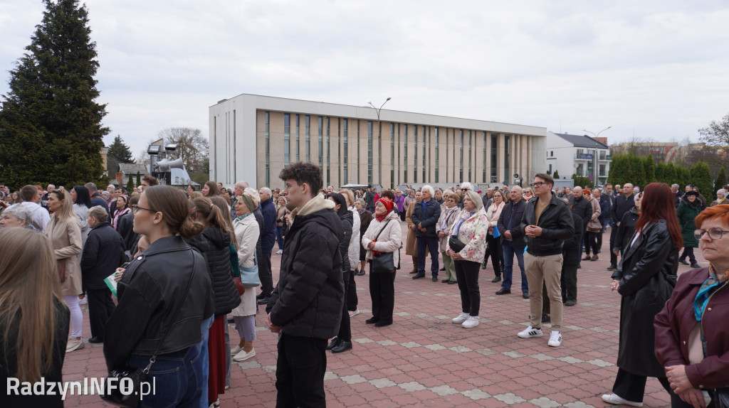 Radzyńska Droga Krzyżowa ulicami miasta