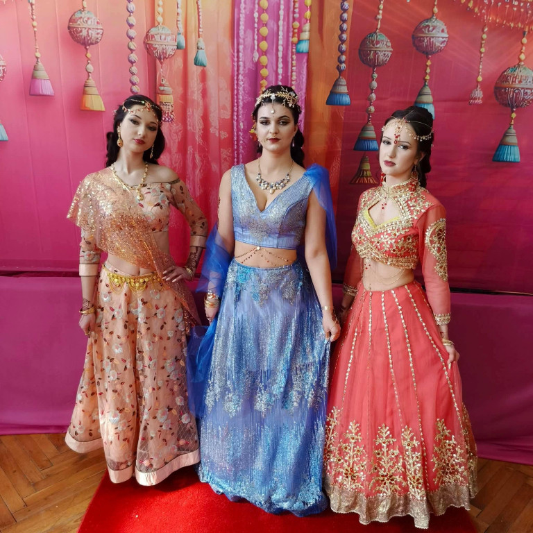 Uczennice ZSP na konkursie 