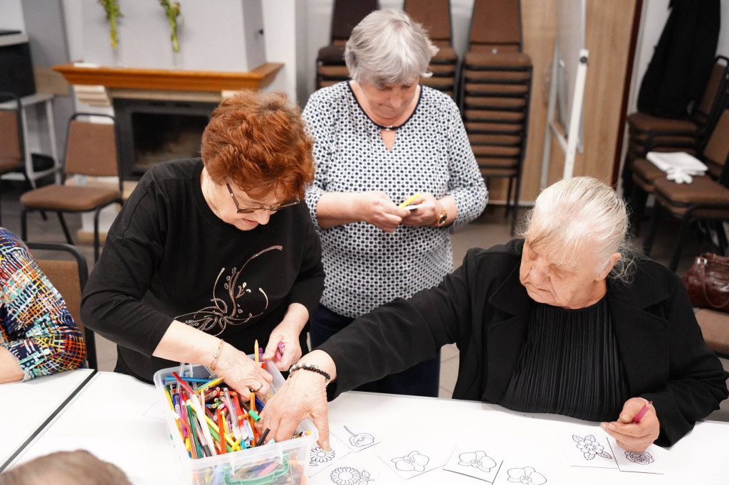 Dzień Kobiet w Klubie Seniora w Komarówce