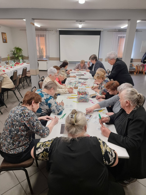 Dzień Kobiet w Klubie Seniora w Komarówce